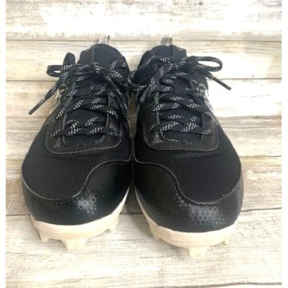Under Armour Shoes - Under Armour Black & White Women's Softball Soccer Cleats Size 7